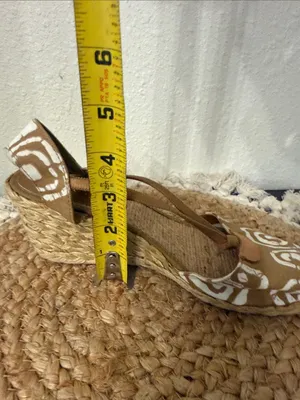 Lauren‎ Ralph Lauren Tan White Batik Print Espadrille Wedge Sandals Size 6.5 thumbnail 14