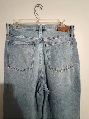 Madewell Baggy Straight Jeans in Earlhurst Wash: Ripped Edition- 28T thumbnail 7