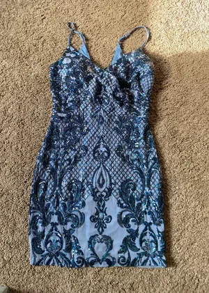 Windsor Ella Sequin Bodycon Mini Dress thumbnail 3
