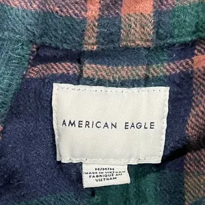 American Eagle Plaid Flannel Women’s Small thumbnail 2