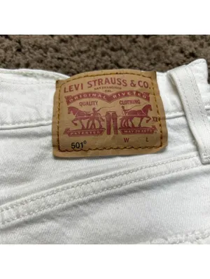 Levi’s 501 White Jeans Shorts Summer Size 28 Waterless Bottom Fly Style thumbnail 4