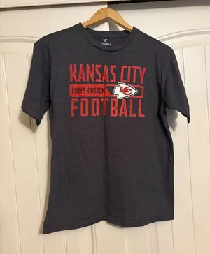 National Football League Kansas City Chiefs T Shirt Women's Medium Fanatics Dark Gray Short Sleeve Crew thumbnail 1