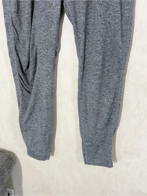 Vuori Women’s Performance Jogger Pants Pull On in Charcoal Heather XL thumbnail 3