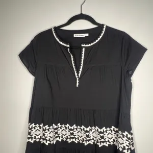 Roller Rabbit Black Embroidery Pamela Mini Dress Size Small thumbnail 3