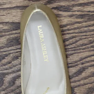 Laura Ashley Womens Vintage Open Toe Wedge Heels 1673ec74573228 Gold Yellow 6M thumbnail 8