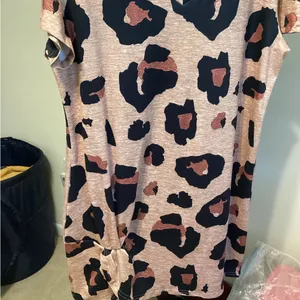 Leopard Print V thumbnail 2