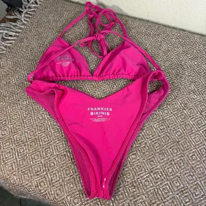 Frankies Bikinis - Red Ribbed and Runched 2-Piece Bikini Sz M Sexy Vacay Beach thumbnail 5