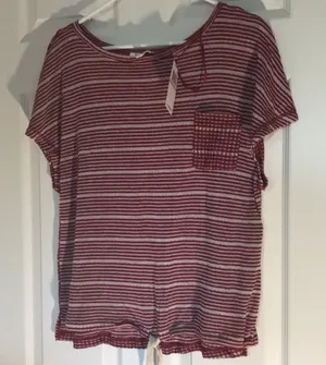 Brand new One hart shirt for women’s size S thumbnail 1
