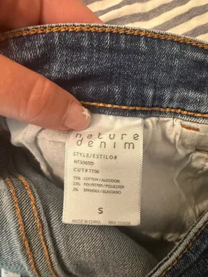 Jean shorts thumbnail 5