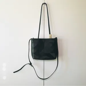Fashionable Trendy Simple Black Ladies Single Shoulder Square Bag Crossbody Bag thumbnail 2
