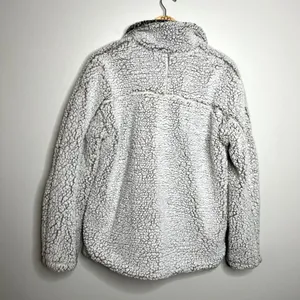 Thread + Supply Fleece Pullover Fuzzy Sweatshirt Gray Size M thumbnail 5