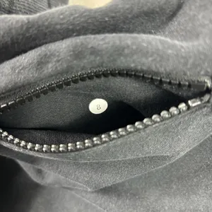 Lululemon Pants Womens 8 Black Jogger Relaxed‎ Fleece Drawstring Zip Pocket thumbnail 9