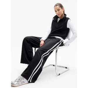 New Athleta M In the Clouds Vest Black Medium thumbnail 3