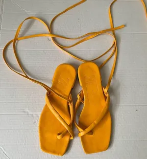 ZARA Leather Sandals thumbnail 2