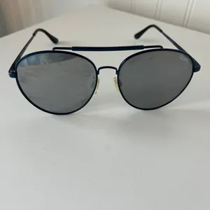 Quay Blue Aviator Sunglasses thumbnail 7