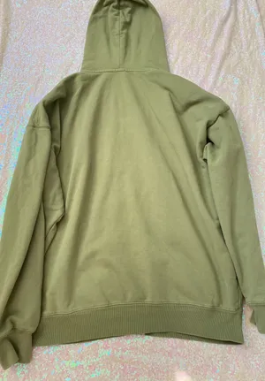 Brandy Melville Zip up thumbnail 2