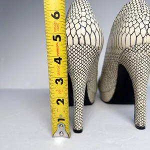 Calvin Klein Karsyn Python Embossed Leather Platform Pumps 7M thumbnail 11