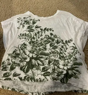 Anthropologie flows top thumbnail 1