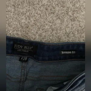 JUDY BLUE boyfriend Fit Distressed Denim Jeans pants women size 28 thumbnail 5