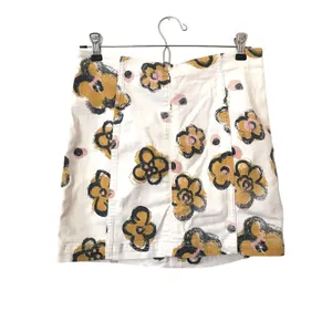 FREE PEOPLE Airbrush Daisy Denim Mini Skirt White Sz 8‎ thumbnail 2