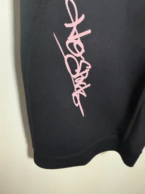 Source Unknown HO Womens size 8 Black & Gray Shorty Wetsuit with Pink Accents thumbnail 5