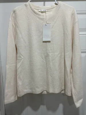 Cozy Zara cream knit sweater thumbnail 1