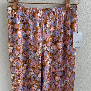 NWT Billabong Hang Loose Pant Pink Abstract Floral Flare Pants Small thumbnail 4