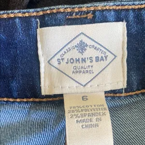 St John’s Bay, Size 6, Women's Blue Jeans thumbnail 3