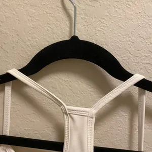 White Old Navy workout shirt thumbnail 4