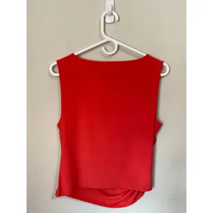 Babaton Aritzia Double Layer Fitted Sleeveless Top Size Medium, Red thumbnail 3