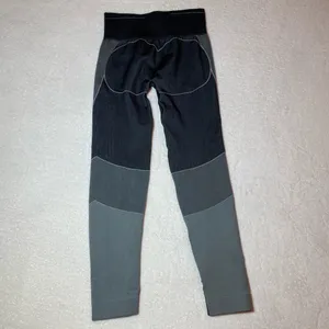 Gymshark Turbo Seamless Leggings thumbnail 3