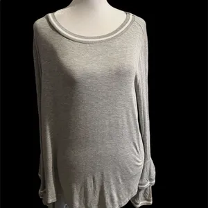 Marled Super cute LS T-shirt w/ double ruffles at cuffs. thumbnail 2