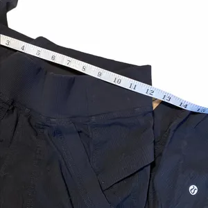 COPY - Lululemon Athletica Women's Size 4 Active Pants thumbnail 5