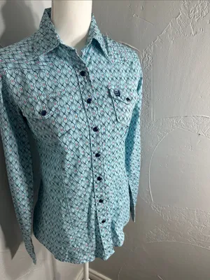 Cinch Women's Light Blue Printed Button-Down Shirt thumbnail 3