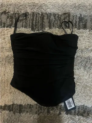 White Fox Corset Boutique thumbnail 2