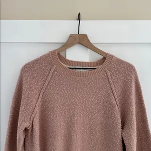 KNOX ROSE Boucle Knit Soft Textured Raglan Sweatshirt Sweater Mauve Pink Size M thumbnail 4