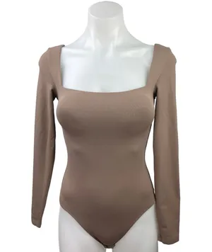 Aritzia Babaton Tan Square Neck Chic Long Sleeve One Piece Bodysuit Top Size S thumbnail 1