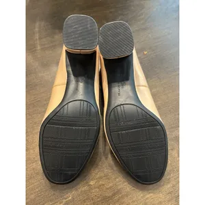 Lifestride Velocity 2.0 Josie Tan Beige Patent Classic Low 2" Chunky Heels 6 EUC thumbnail 5