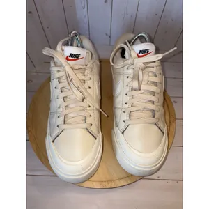 Nike Women's Court Legacy Lift Size 7 Cream Ivory thumbnail 4