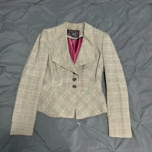 Atmosphere Beautiful plaid blazer/ suit jacket thumbnail 4
