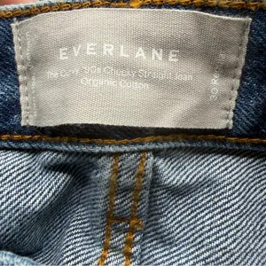Everlane Curvy 90s Cheeky Straight Jeans Womens 30 NWT High Rise Rigid Denim thumbnail 5