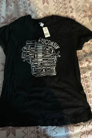 Brand New Never Worn Wisconsin Counties Shirt thumbnail 1