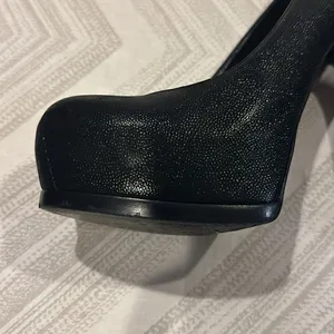 Yves Saint Laurent Women’s Black Leather Tribtoo Platform Pumps - 105 Size EU40 thumbnail 4