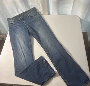 Kut‎ from the Kloth Baby Bootcut Jeans Women's Size 10 Short Medium Wash thumbnail 1
