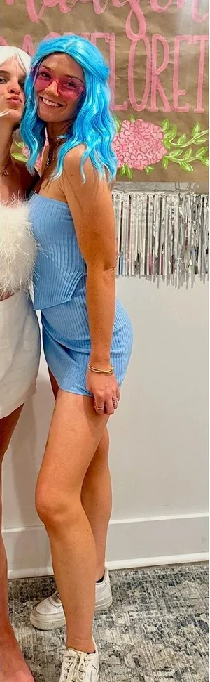 Amazon Skirt thumbnail 1