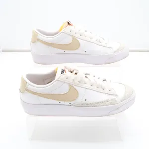 Nike Blazer Low 77 White Sail Light Bone Sneakers Womens Size 6 thumbnail 3