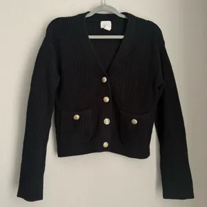 H&M Dark Academia Cotton blend black cardigan with pockets & gold buttons thumbnail 2