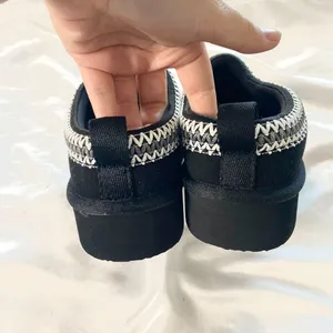 NEW Fitory Suede Black Cozy Platform Embroidered Clog Slippers / Mules US 6 thumbnail 4