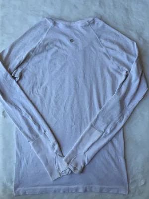 Lululemon Swiftly Tech Long Sleeve thumbnail 2