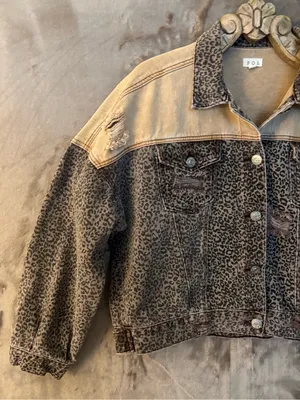 POL Two-Tone Leopard Print Denim Jacket in Brown/Tan Women’s Size L thumbnail 2